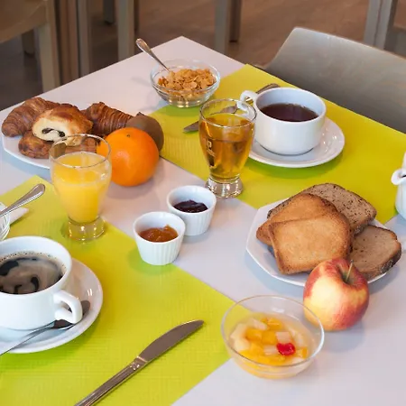 Hotel The Originals City, Continental, 2*