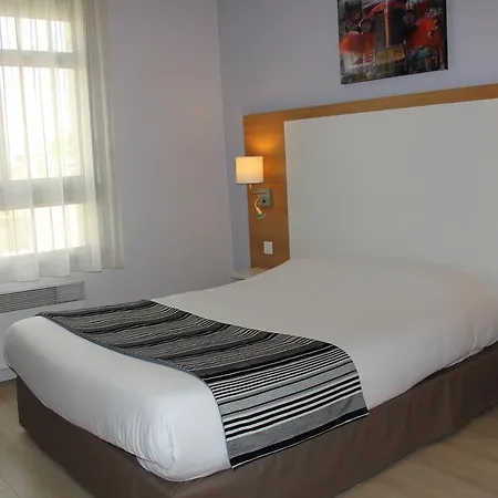 The Originals City, Continental, Hotell