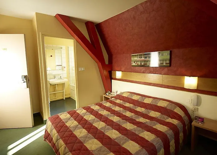 The Originals City, Continental, Poitiers