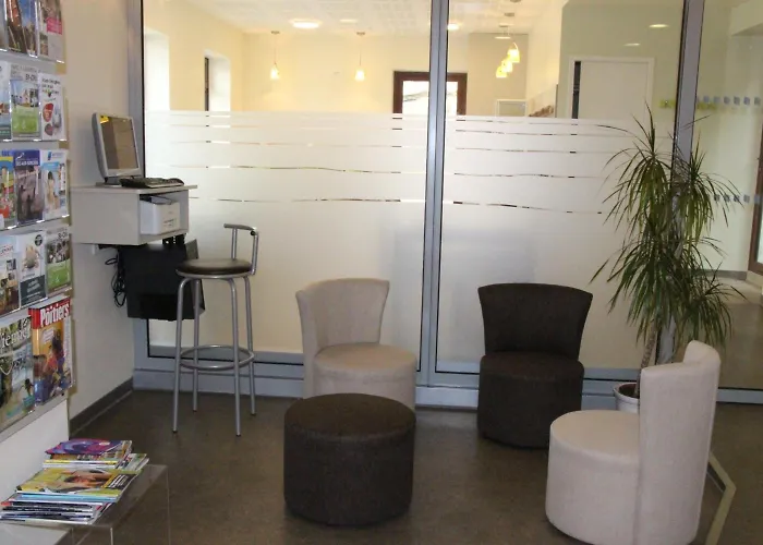 The Originals City, Continental, Poitiers